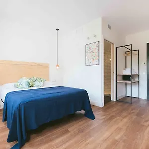 Magatzem 128 3*, Barcelona Espanha